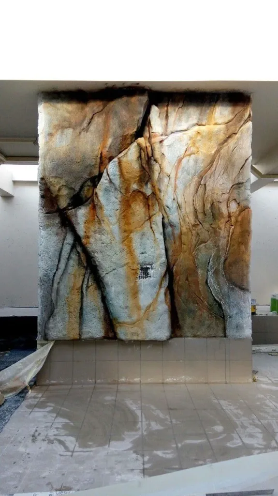 Ściany stylizowane w restauracjach i muzeach StoneDeco