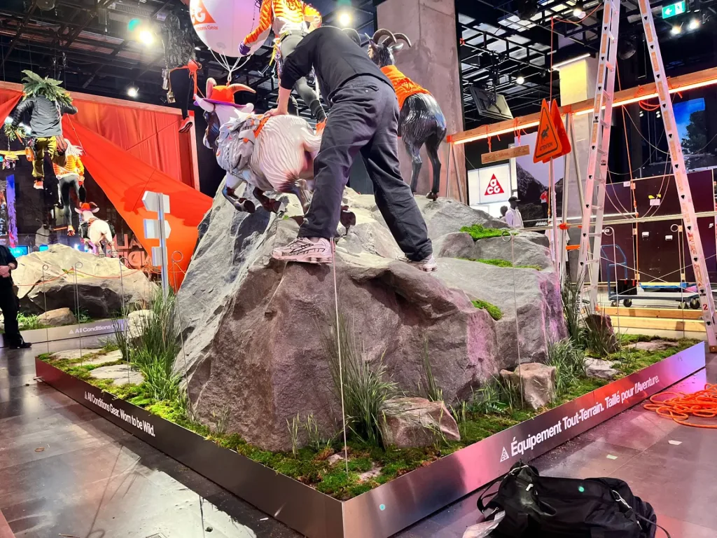 Refining a display on decorative rocks in a clothing shop